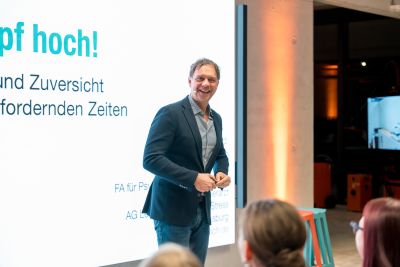 Authentisch cooler Vortrag von Prof. Dr. Volker Busch