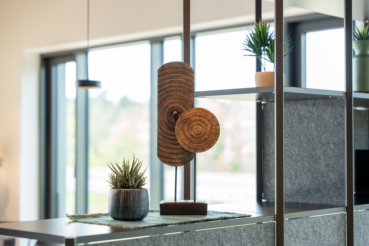 Accessories runden die hochwertige Büroeinrichtung ab