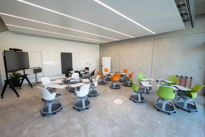 Flexibel und anpassungsfähig - Der Seminarstuhl der sich perfekt an die Bedürfnisse der Teilnehmer anpasst