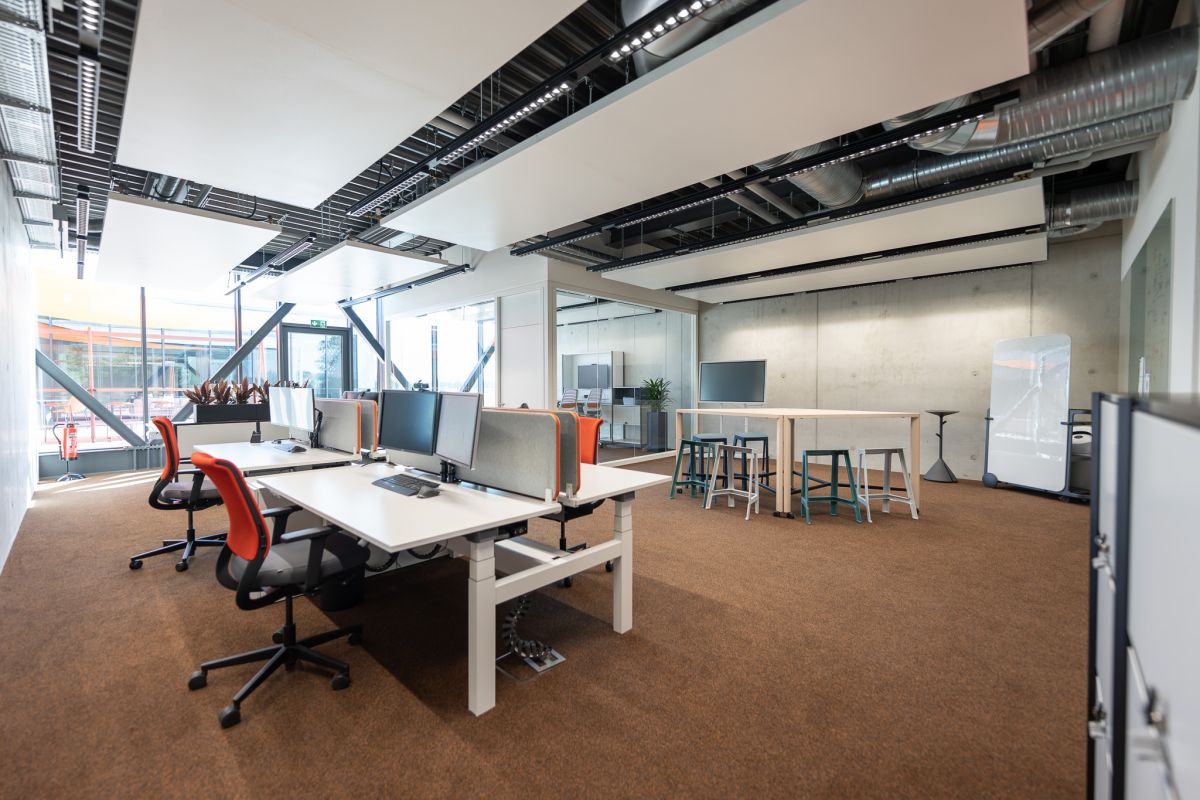Die neuen Arbeitsplätze sind flexibel und somit für unterschiedliche Nutzer und Bedürfnisse abgestimmt