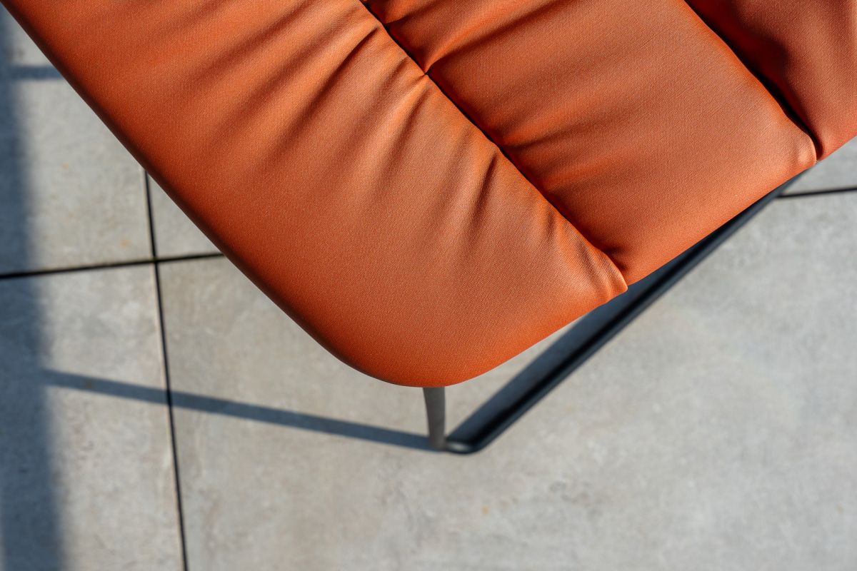 Outdoor-Kufenstuhl. Perfektes Design mit ganz viel Kompfort